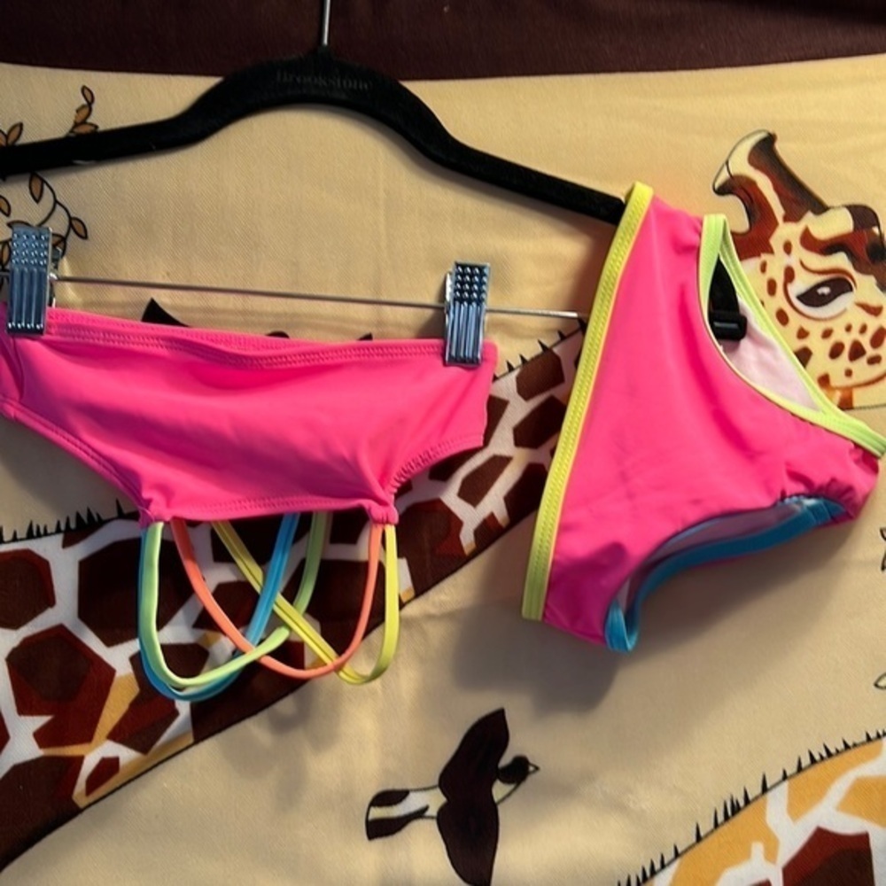 Wonder Nation, 2 pc. Swim suit , Size 2T, Bright Pink, multi color, (T4)